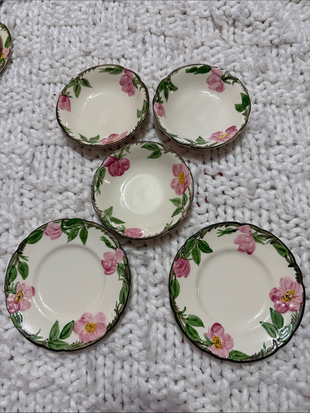 5pcs Berry/Desert Bowls(3), (2) Bread/Butter Plates FRANCISCAN DESERT ROSE USA